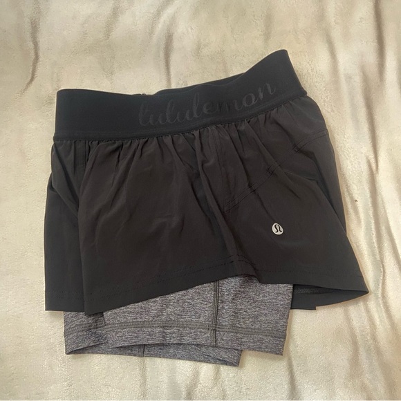 Lululemon Athletica Box It Out Short 5" Heathered Black Size 2 Athletic 1690 - Picture 6 of 12